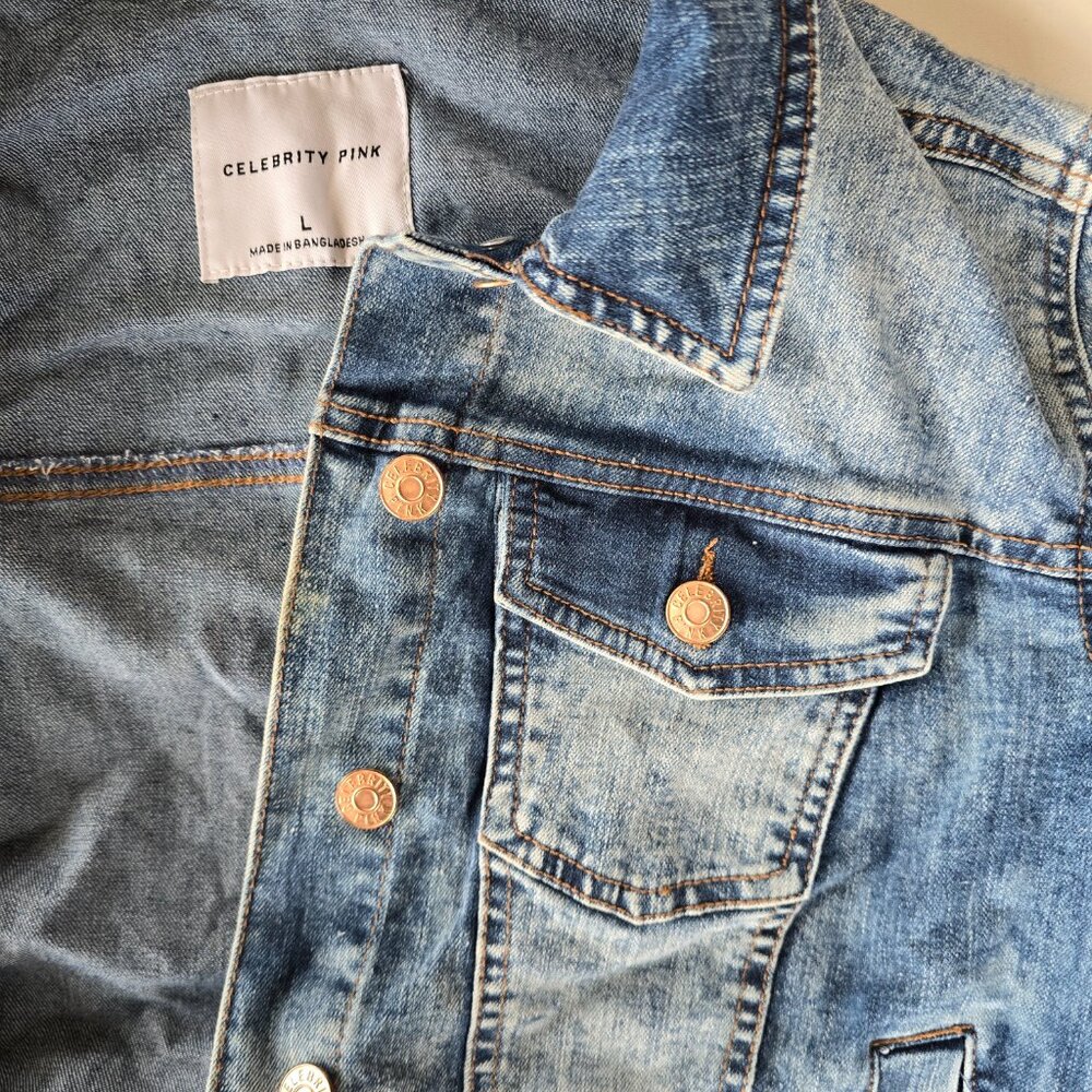 Celebrity Pink Denim Jacket TJMaxx Size L - Picture 2 of 3
